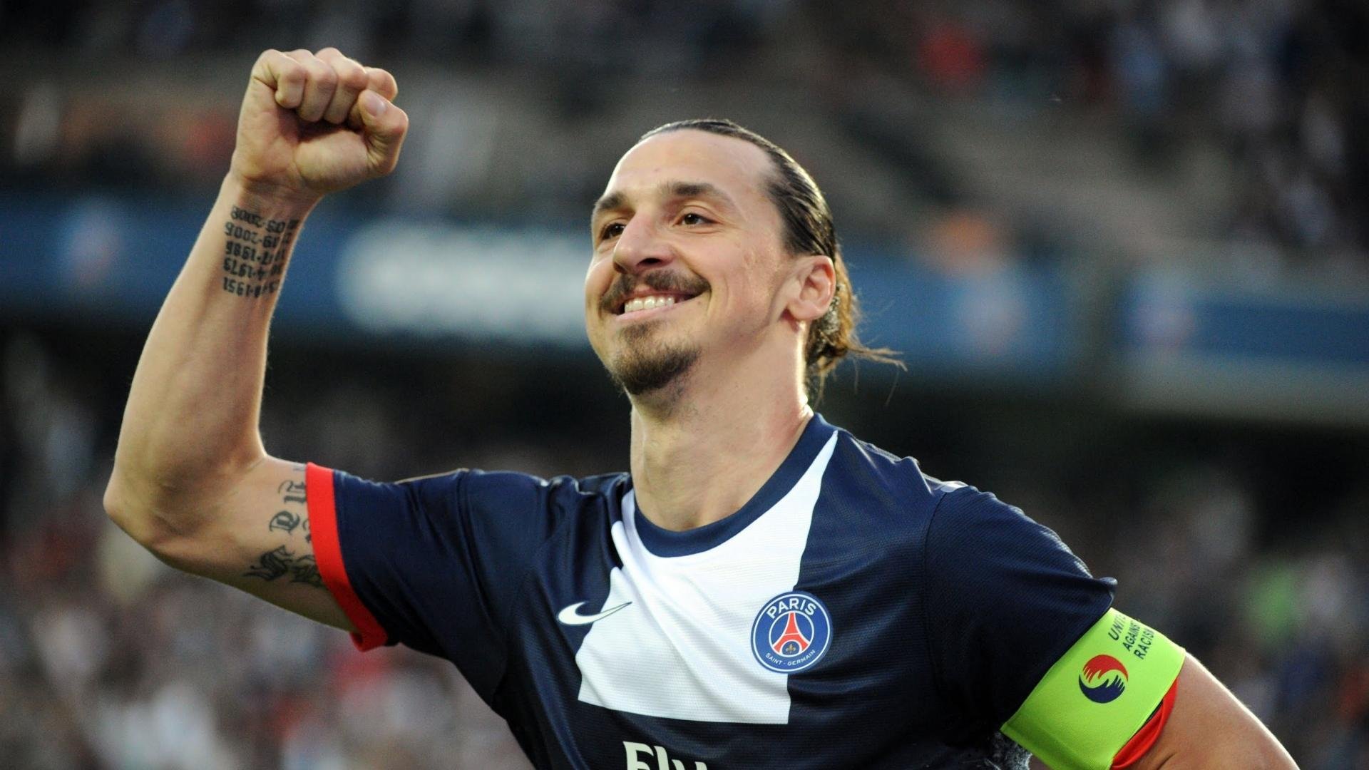 拉什福德在巴萨爆发引发热议，曼联球迷意见两极分化，拉什福德参加欧洲杯了吗